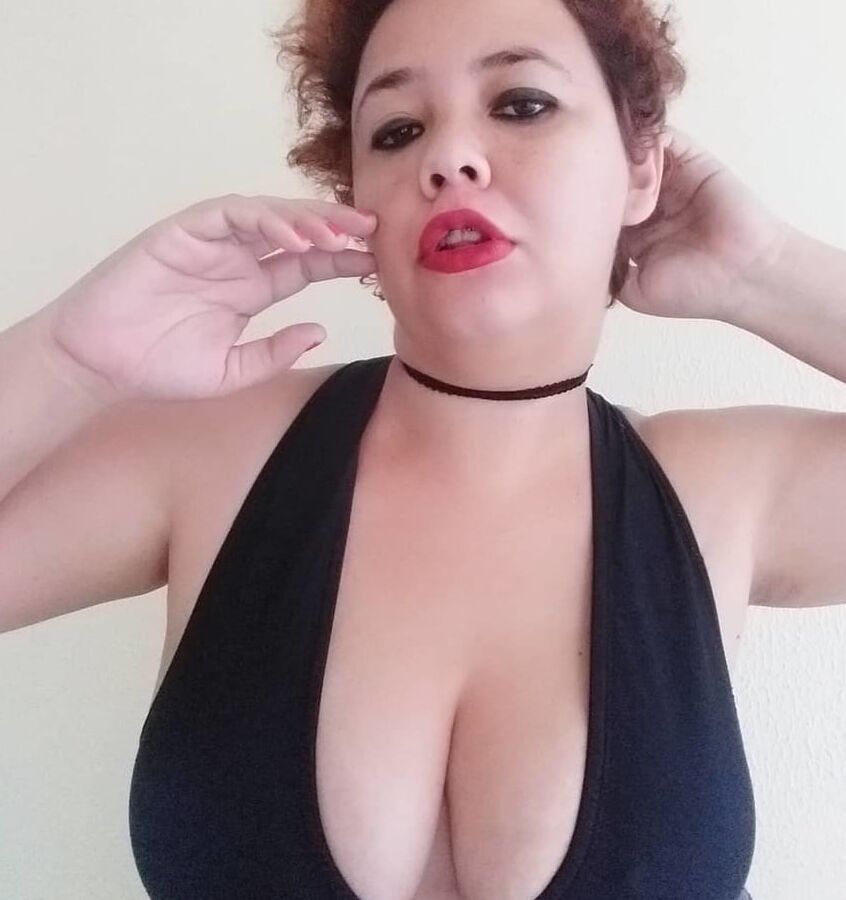 Next milf to tribute