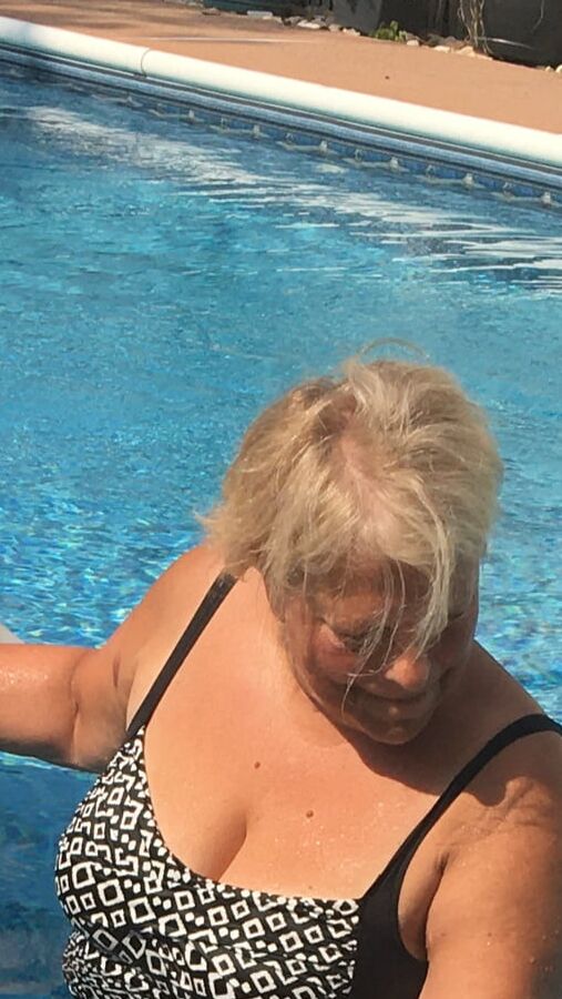 Mature big boobs