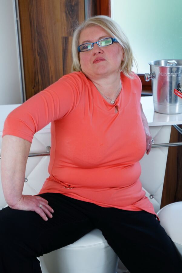Mature Housewife With Friends