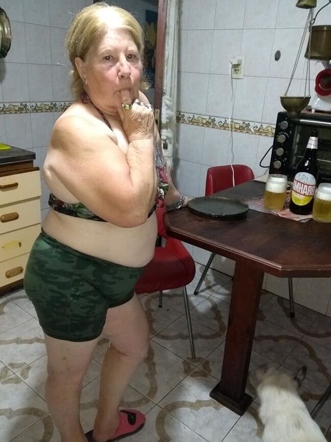 madurazas abuelas muy coquetas y calientes, siguen sexis