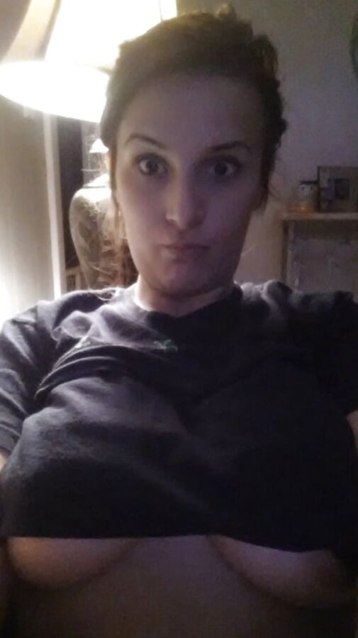 preggo liza top huge