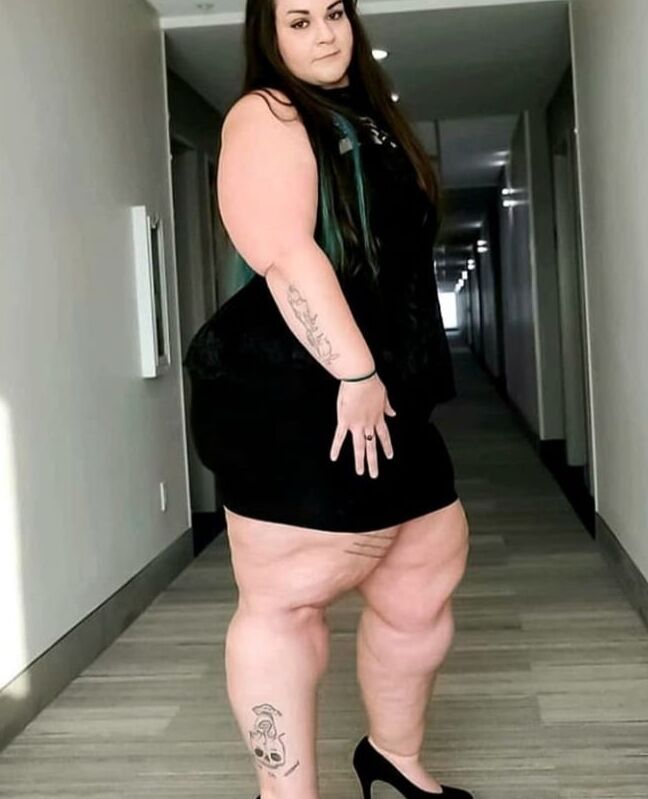 Millie Carter AKA Juicy D - Big Butt BBW