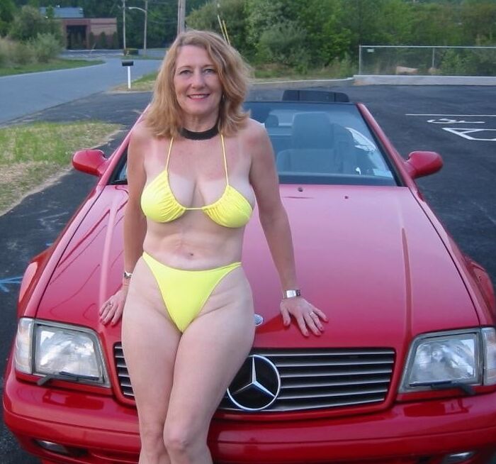 Absoluted fuckable mom