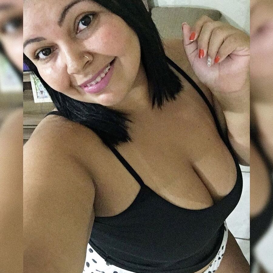 Mature Gloria (brazilian cum explosion milf)