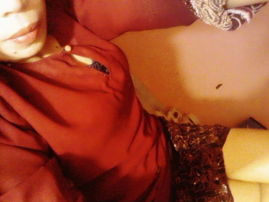 Malay MILF Chef Suhaila - Part