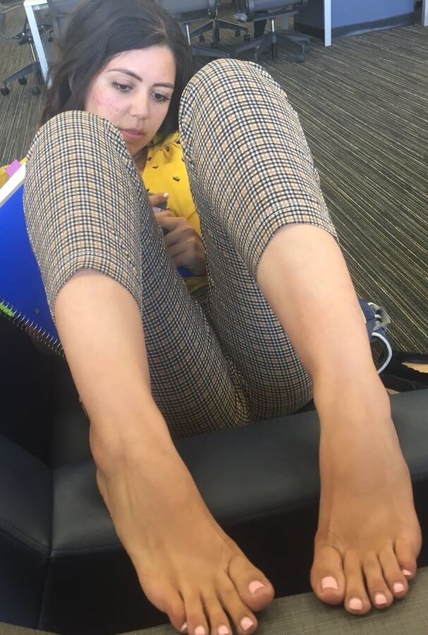 Cute and Sexy College Girlfriend