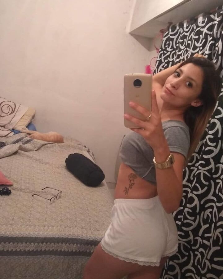 On Instagram- cami.damonte