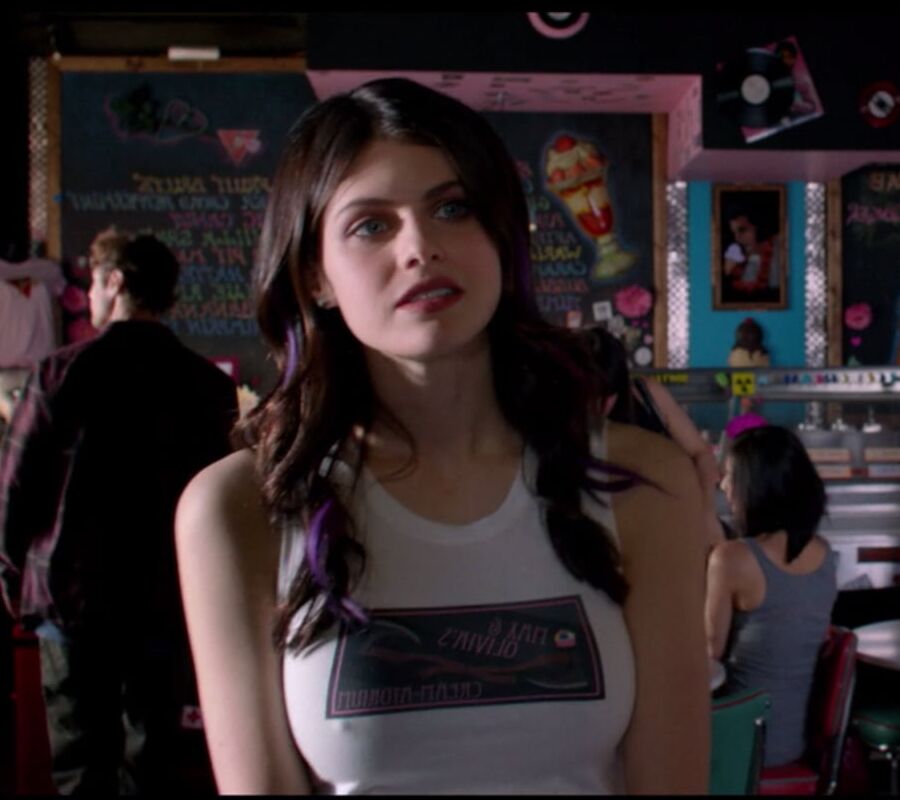 Alexandra Daddario beautiful girl
