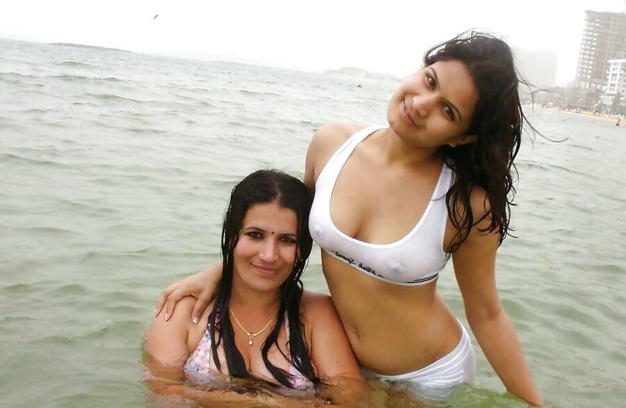 Hot sexy Indian desi MILF tits with sister ()