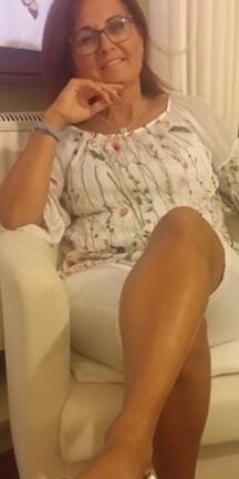 MILF scosciata da sega