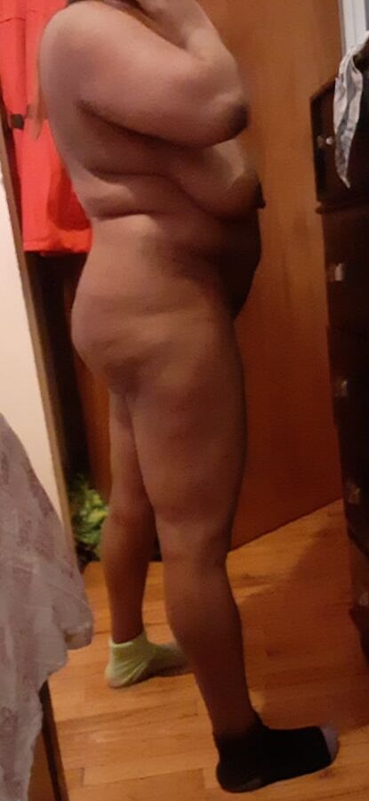 BOOTY NAKED RITE NOW