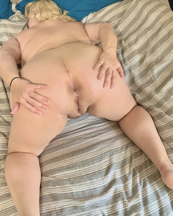 Beautiful blonde bbw
