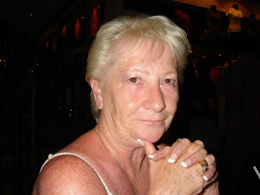 Exposed Whore Deana Maddox from Nuneaton UK