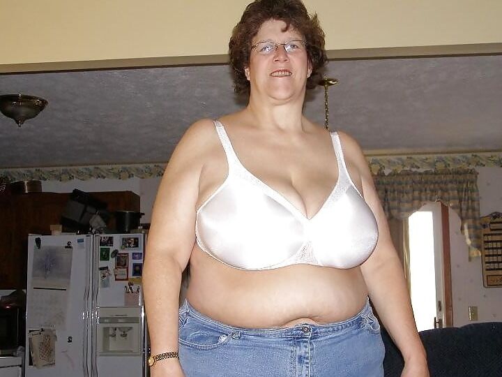 wonderful mommy chick for bad boys
