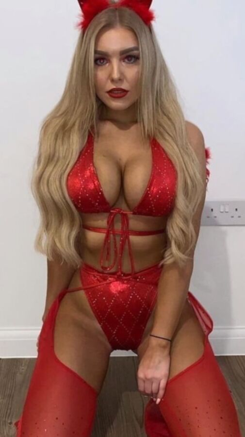 tenue sexy pour commentaire