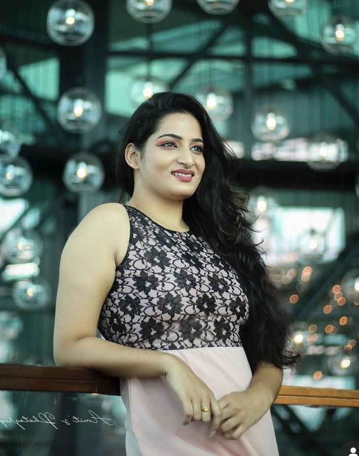 Bengali Hindu Whore Mis Mitra Bitch