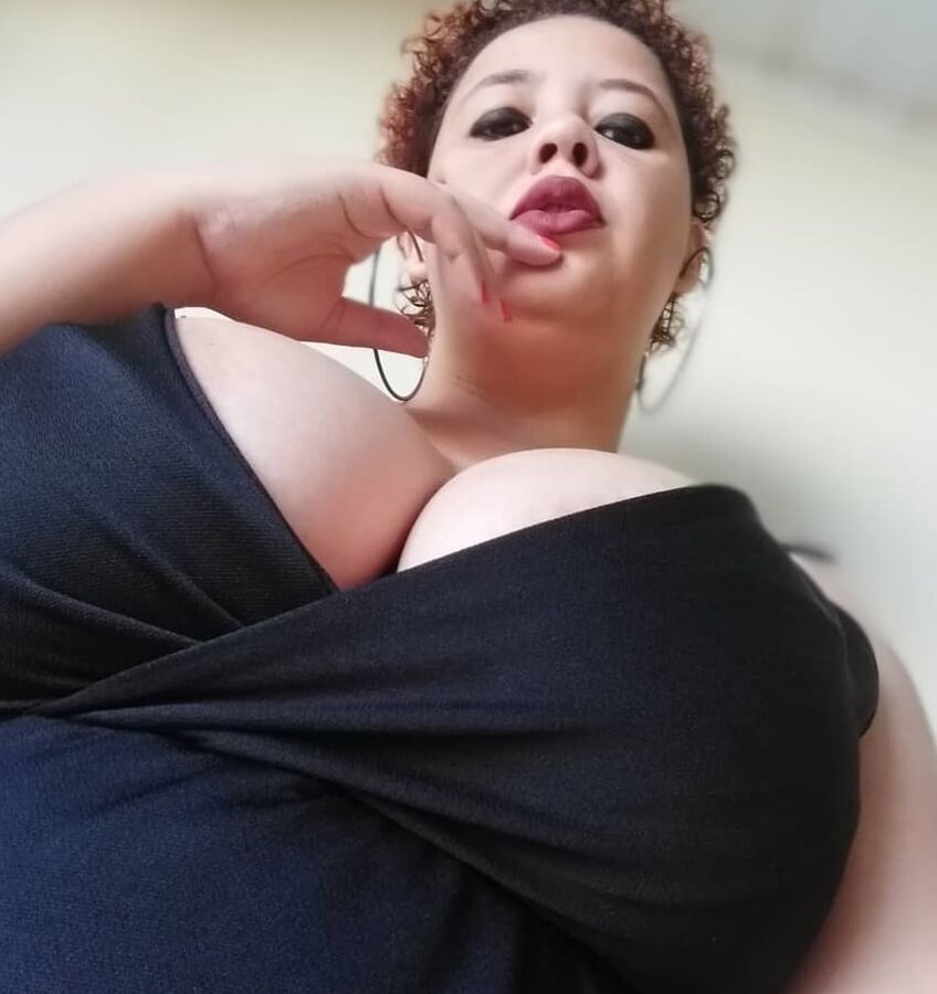 Next milf to tribute