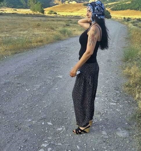 Turkish milf brunette jean turk olgun kadin sexy mature hot
