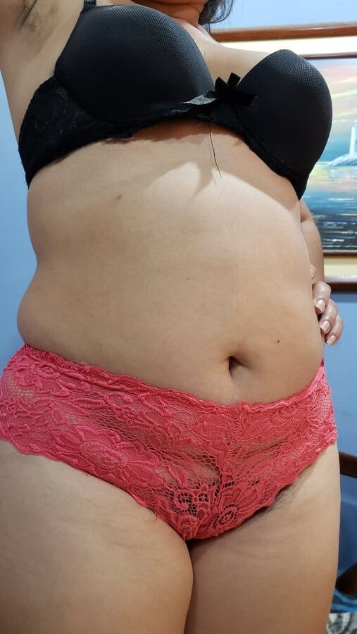 Mrs Andrea Santana yo chubby and hairy