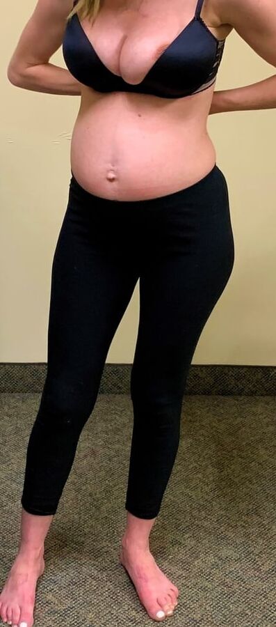 Pregnant amateur E breast second pregnancy big galery