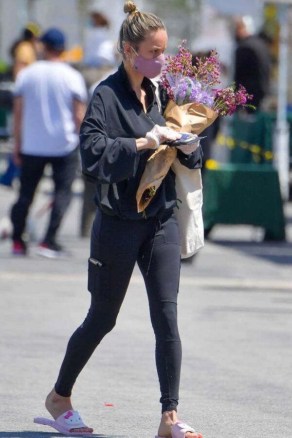 love to be lockdown with- Brie Larson