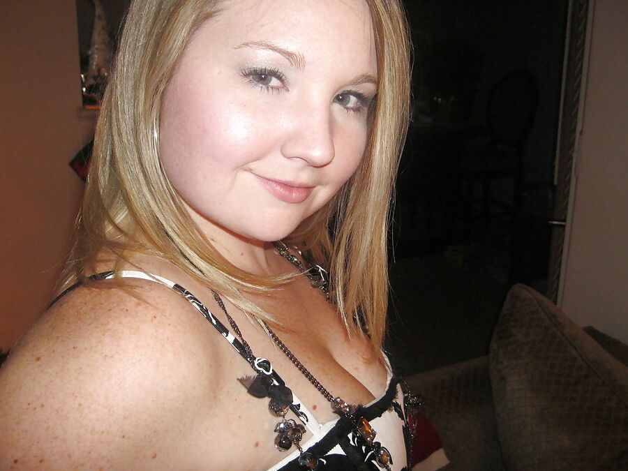 Aunt Fabi shows you more photos to warm them up