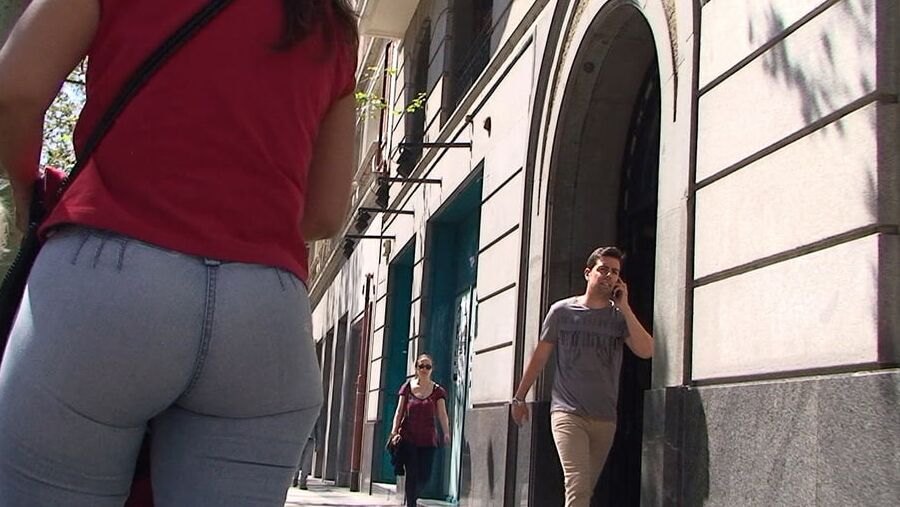 candid asses GLUTEUS DIVINUS
