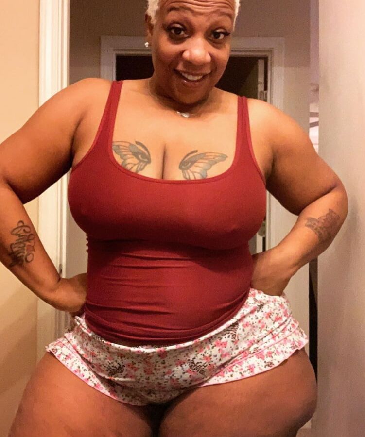 SOMEBODY MAMA VOL.