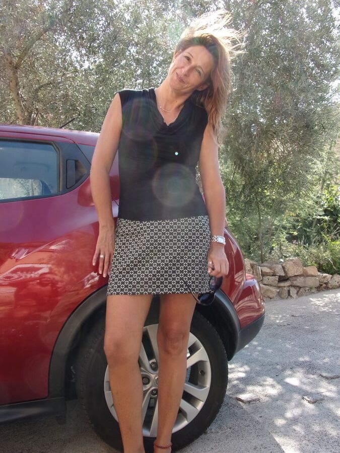 Hot milf posing