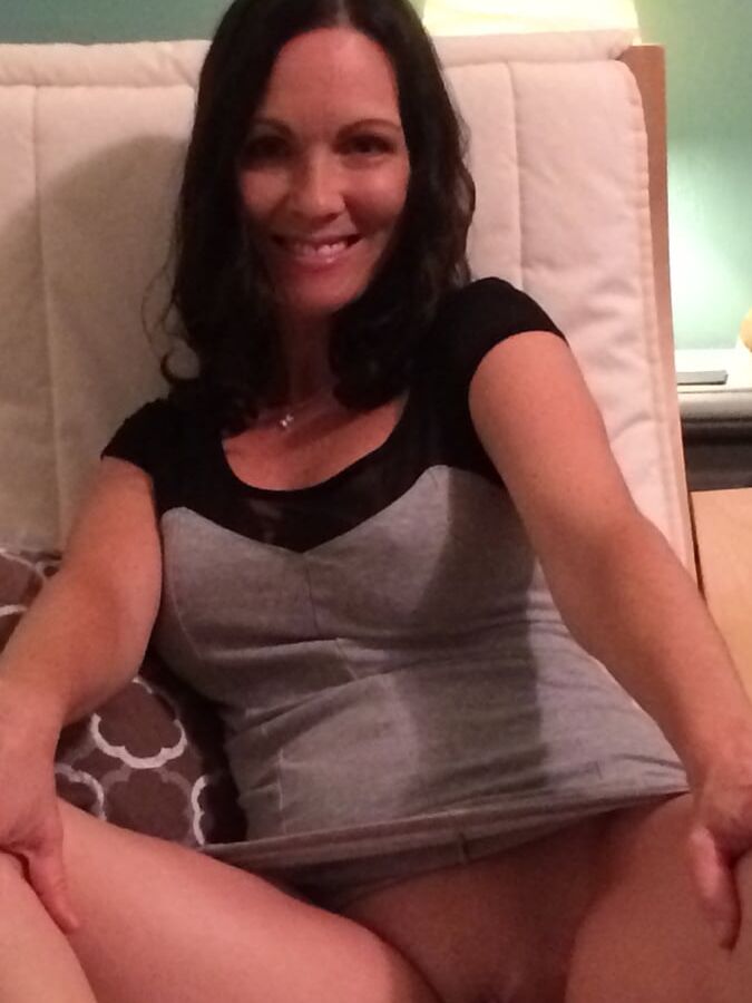 BrunetteMIlf