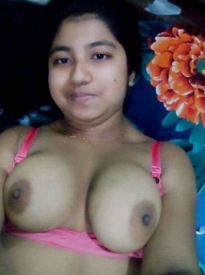 Cute Bengali Riya