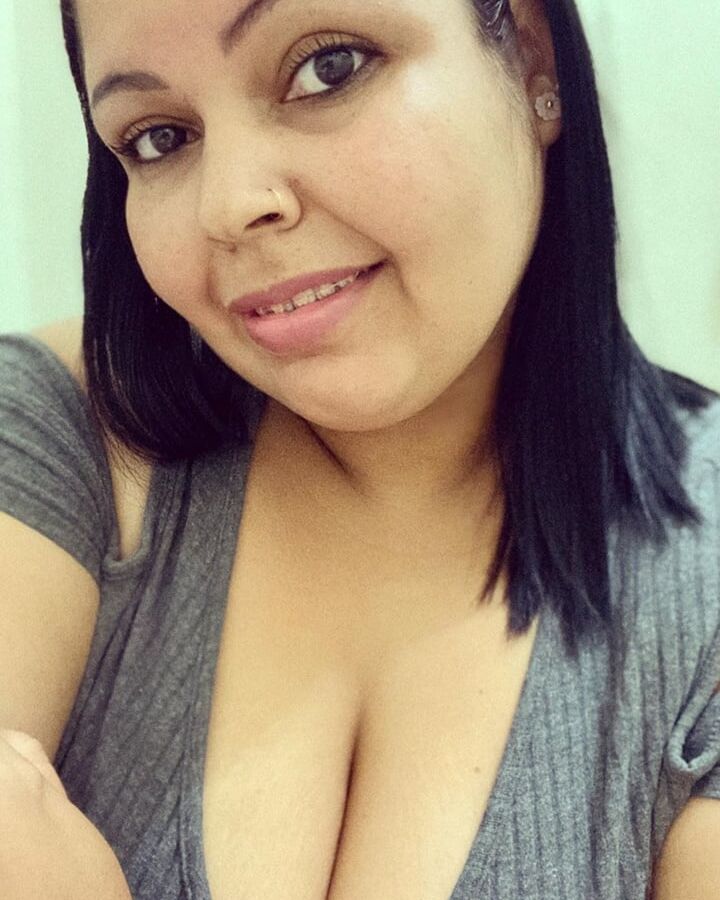 Mature Gloria (brazilian cum explosion milf)