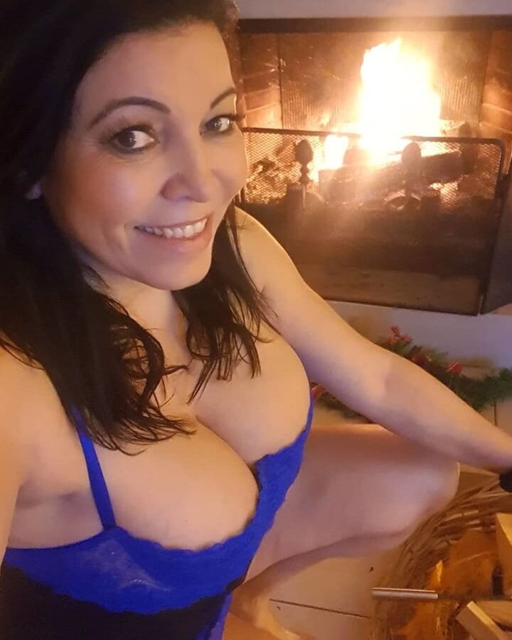 Extra MILF