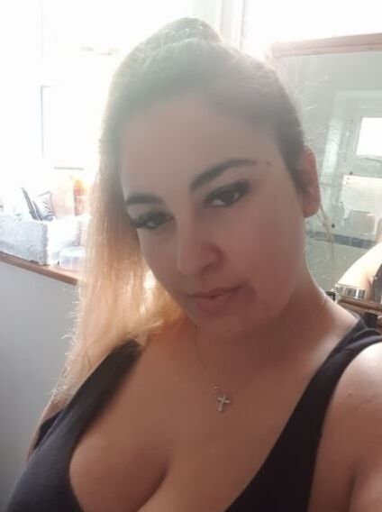 Busty Women (Mix)