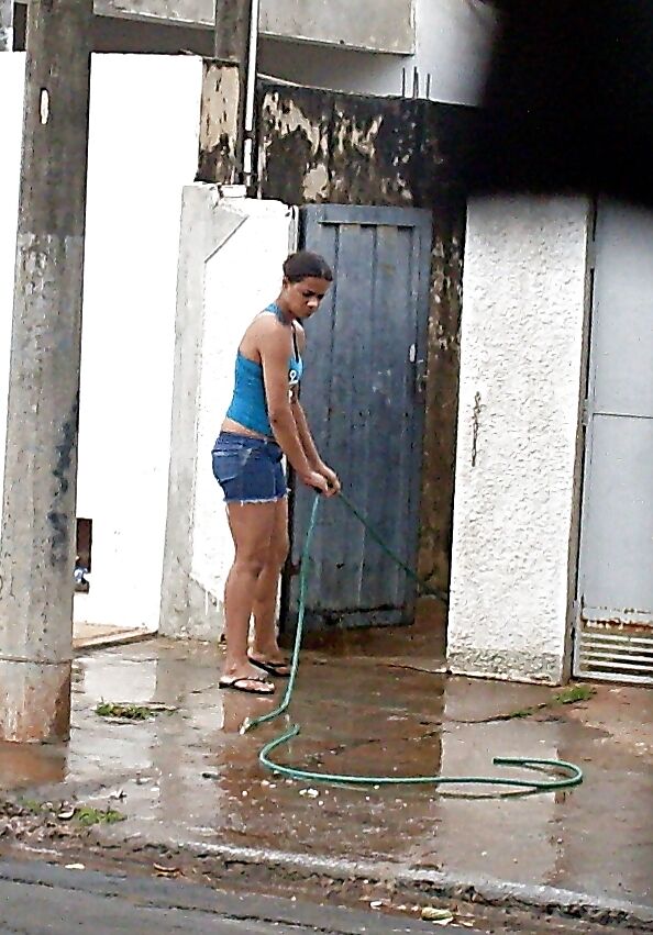 O arame da vizinha
