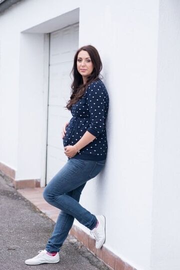 Pregnant MILF