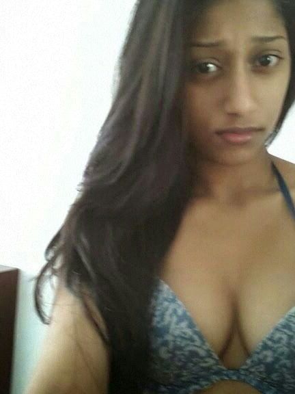 Looking for nudes....willing to trade