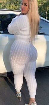Sexy white chick
