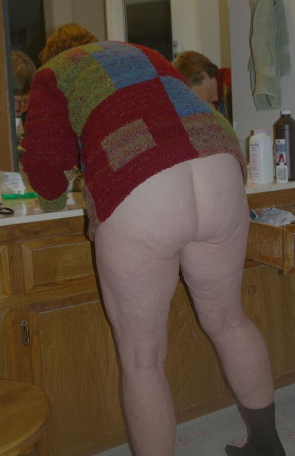 . UK Granny exposed