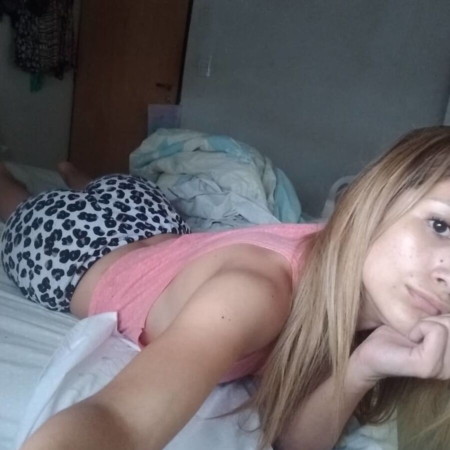 On Instagram- cami.damonte