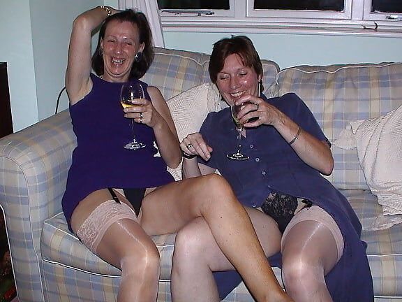 COUPLES MAKE LOVE AND CUM ON StVALENTINES DAY