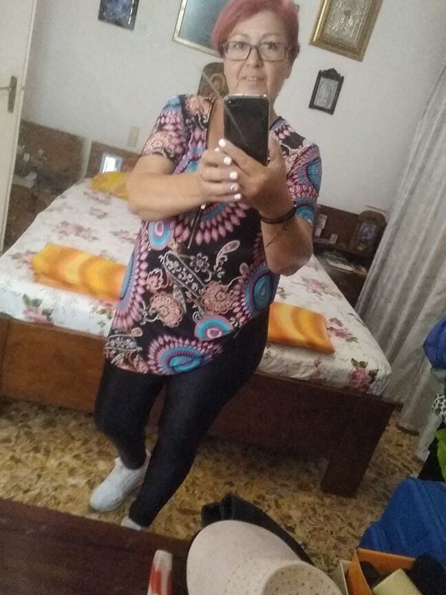 Greek MILF from Social Media : Efterpi