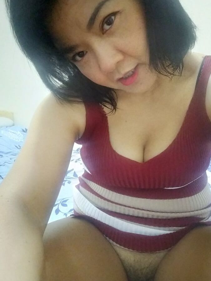 Her name is Nam Thai girl.