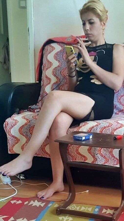 Turkish milf slut wife blonde Turk milf kadin bed house