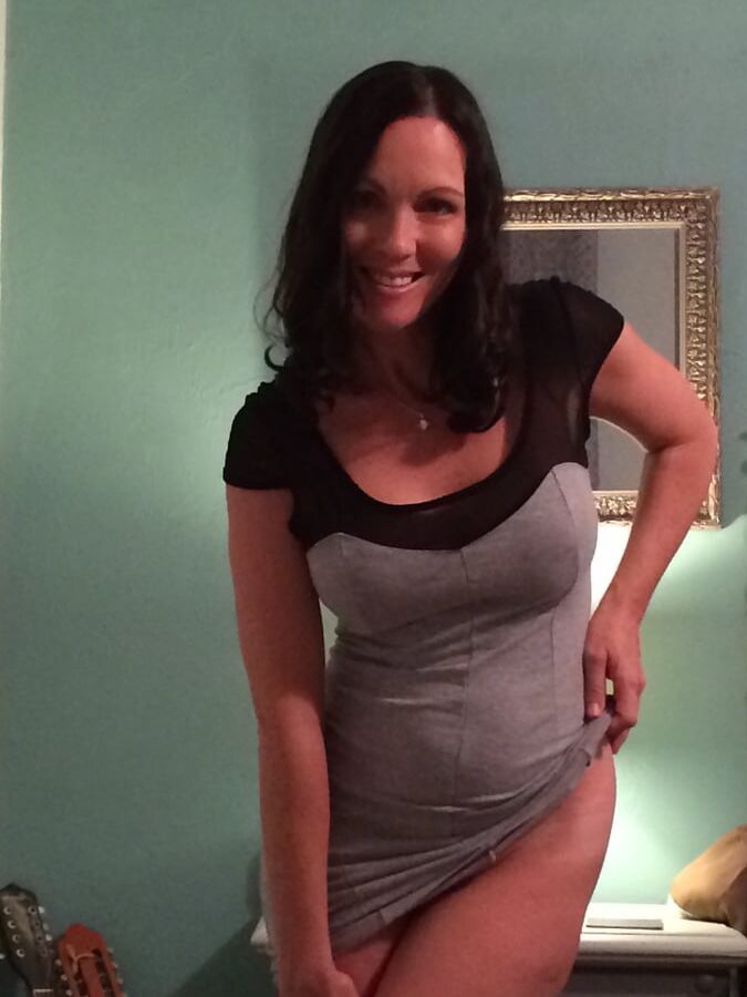 BrunetteMIlf