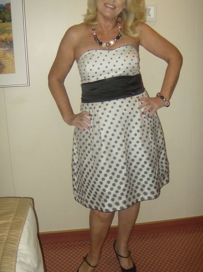 A hot amatuer mature wife