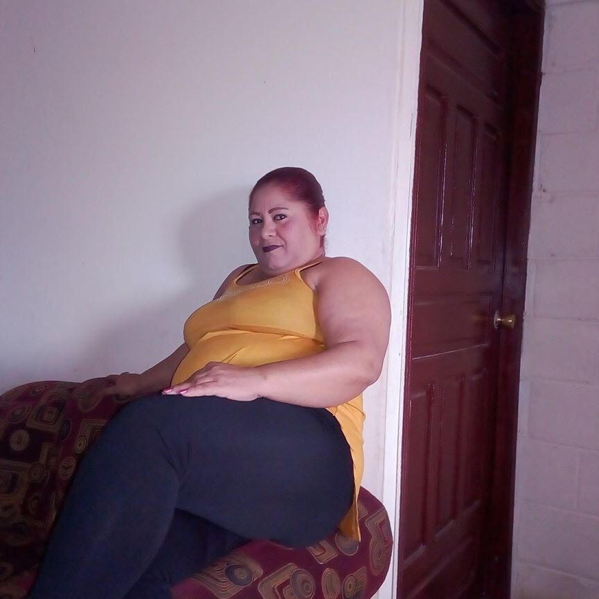 laura madura mexicana