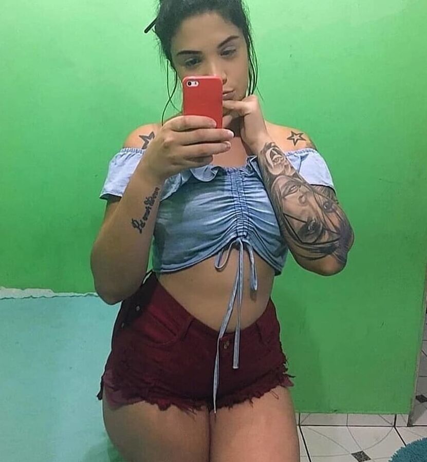 PUTA DO INSTAGRAM: Itala Ferreira