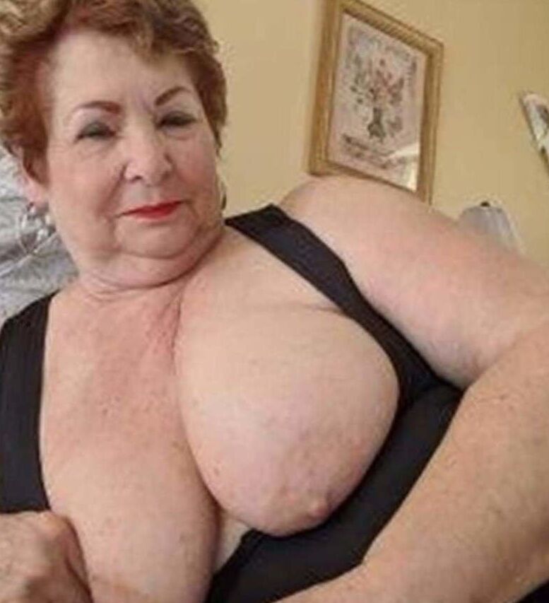 Granny with yummy tits