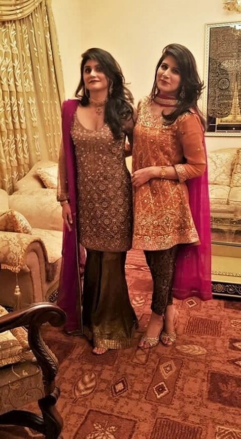 Desi Indian Paki Cleavage